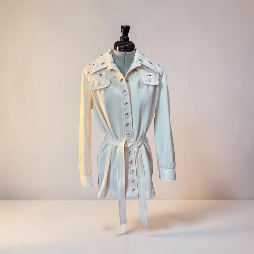 70s Ivory Embroidered Floral Belted Shirt Jacket Paul of California Mod